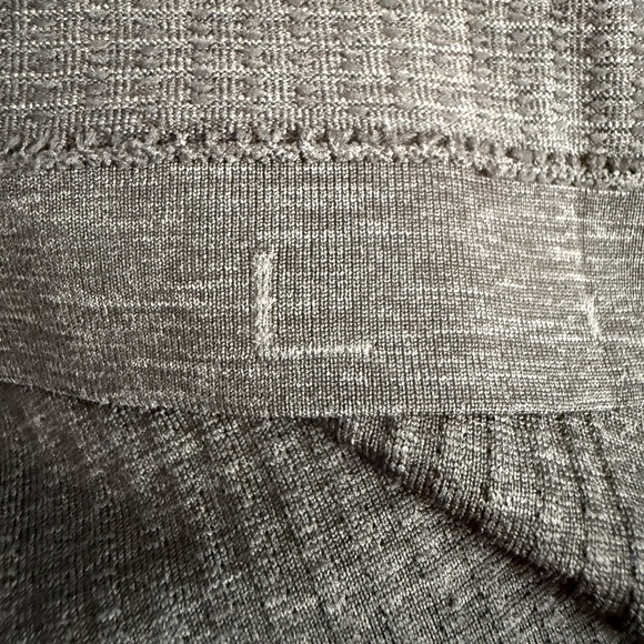 Women’s Lululemon Dark Grey Tank Top! Large! - Picture 6 of 6